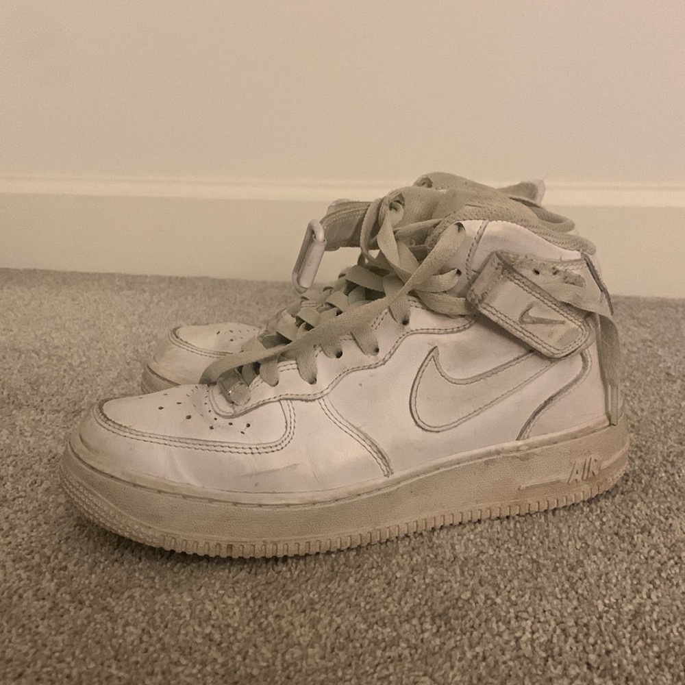 Kinda beat AF1s hightop